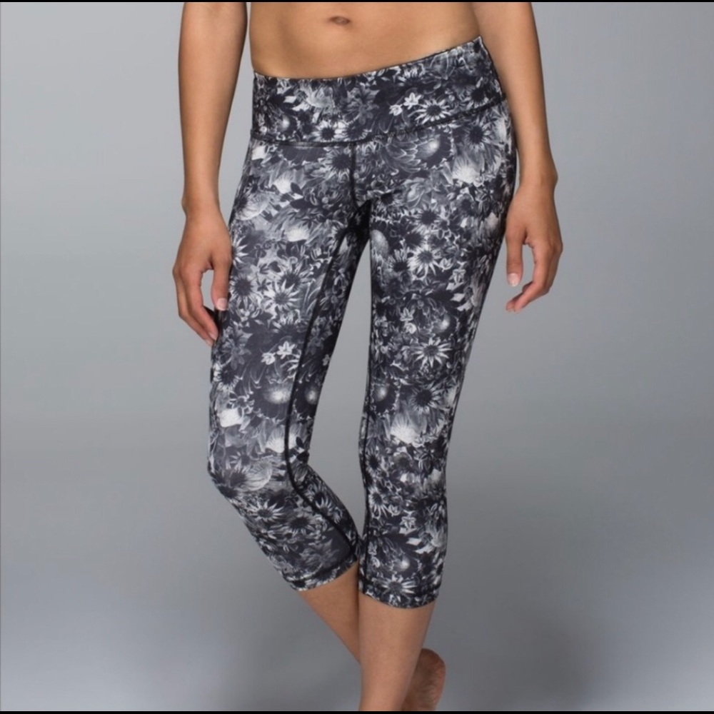 Lululemon Sunflower Wunder Under Crop Leggings